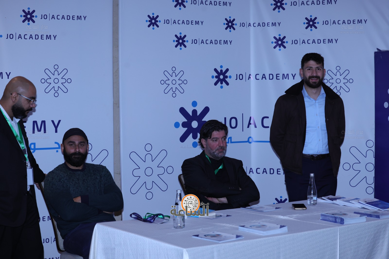 Madar Al-Saa Images 0.21337828672722636