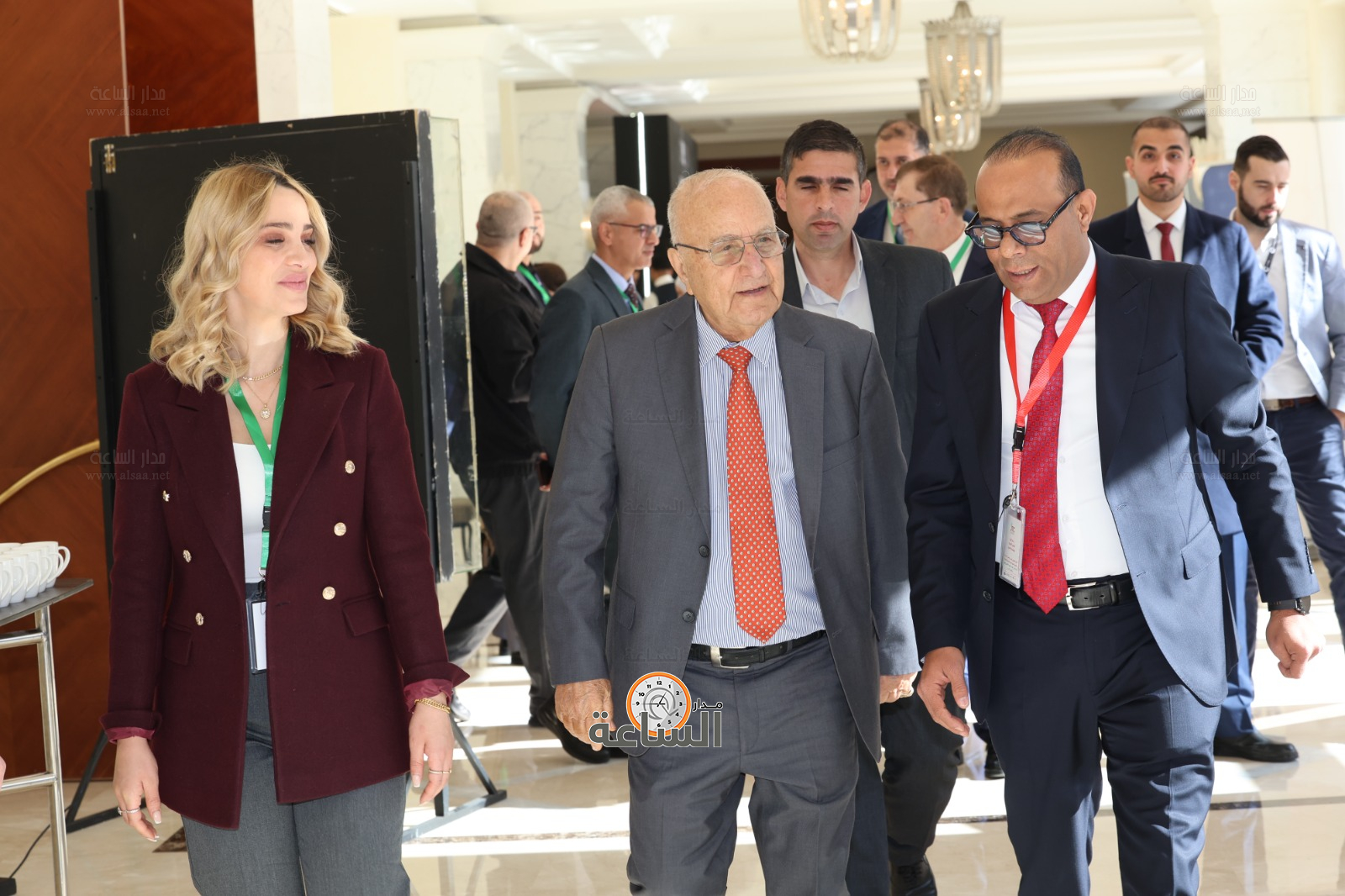 Madar Al-Saa Images 0.466793451617304