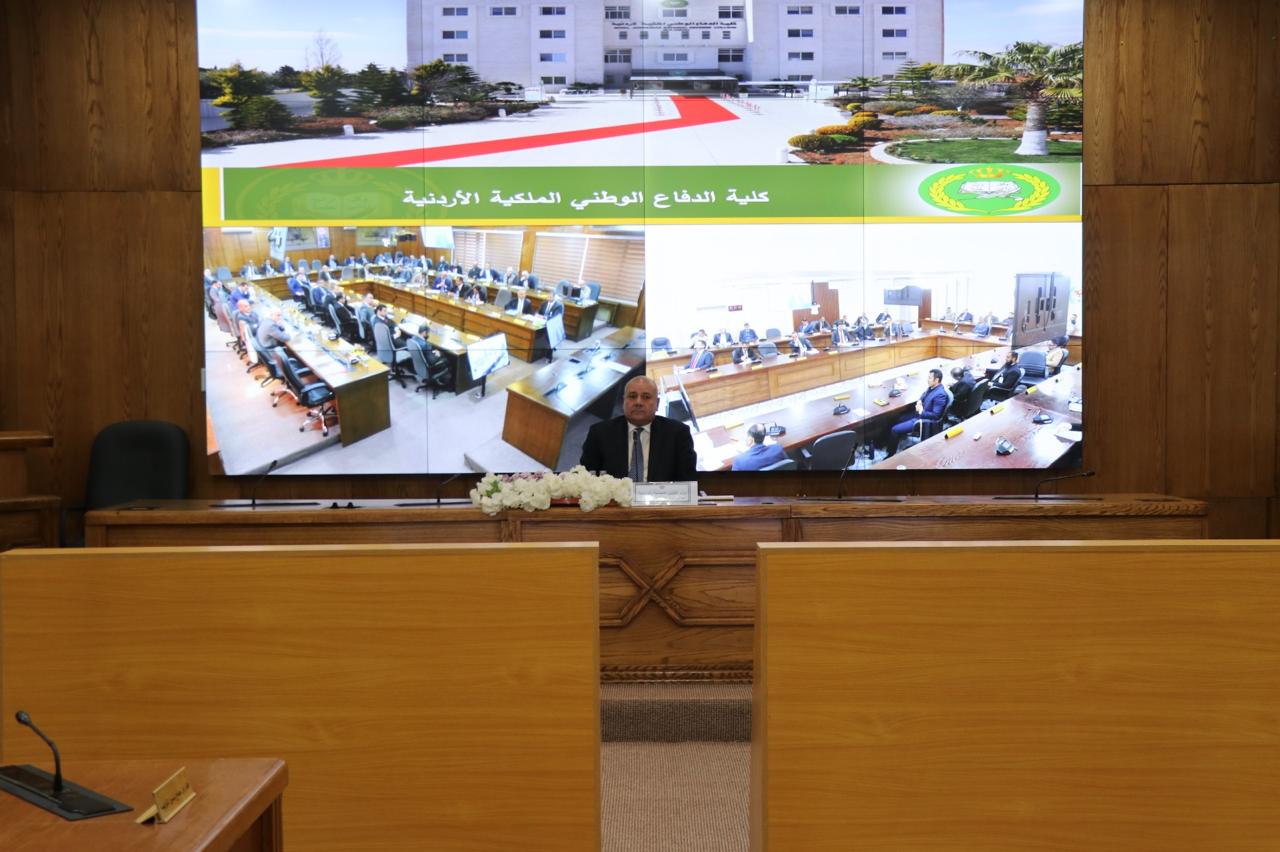 Madar Al-Saa Images 0.8273121919876729