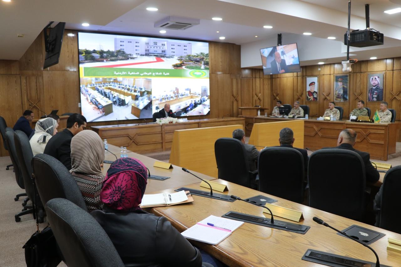 Madar Al-Saa Images 0.14598666739677546