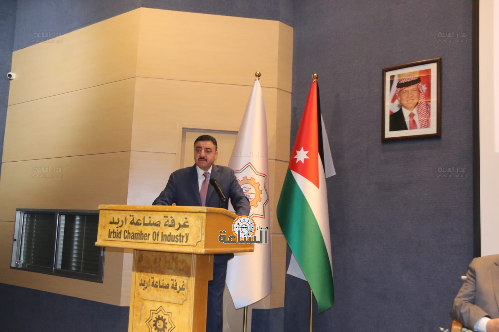 Madar Al-Saa Images 0.6139600140682391