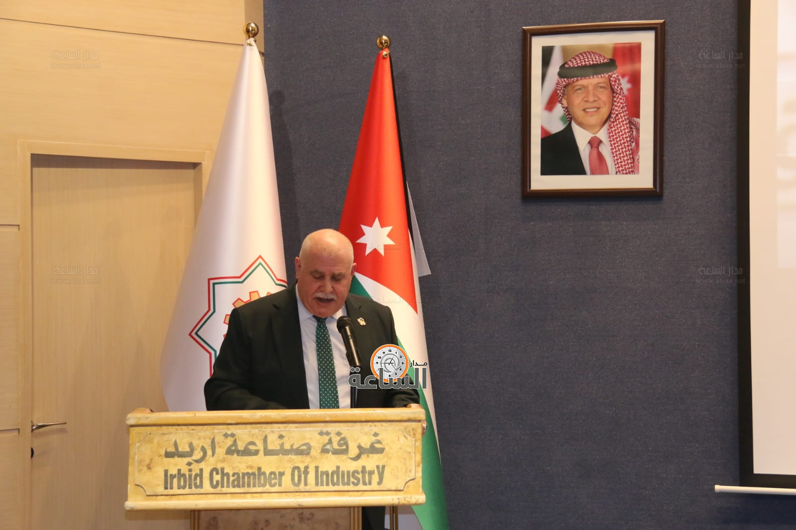 Madar Al-Saa Images 0.38836241466203425