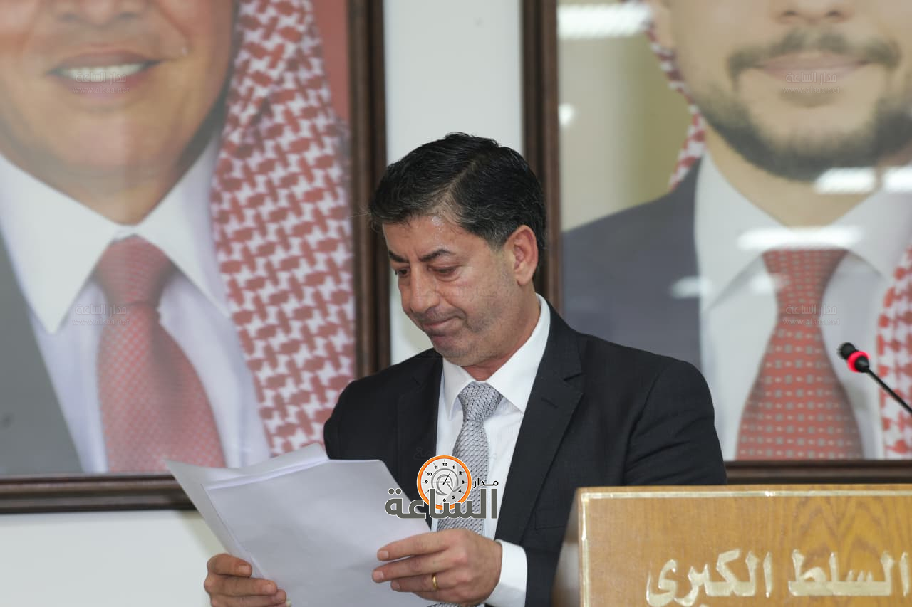 Madar Al-Saa Images 0.323575559422977