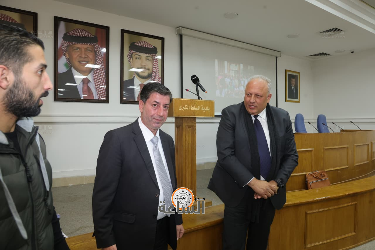 Madar Al-Saa Images 0.33371392701764324