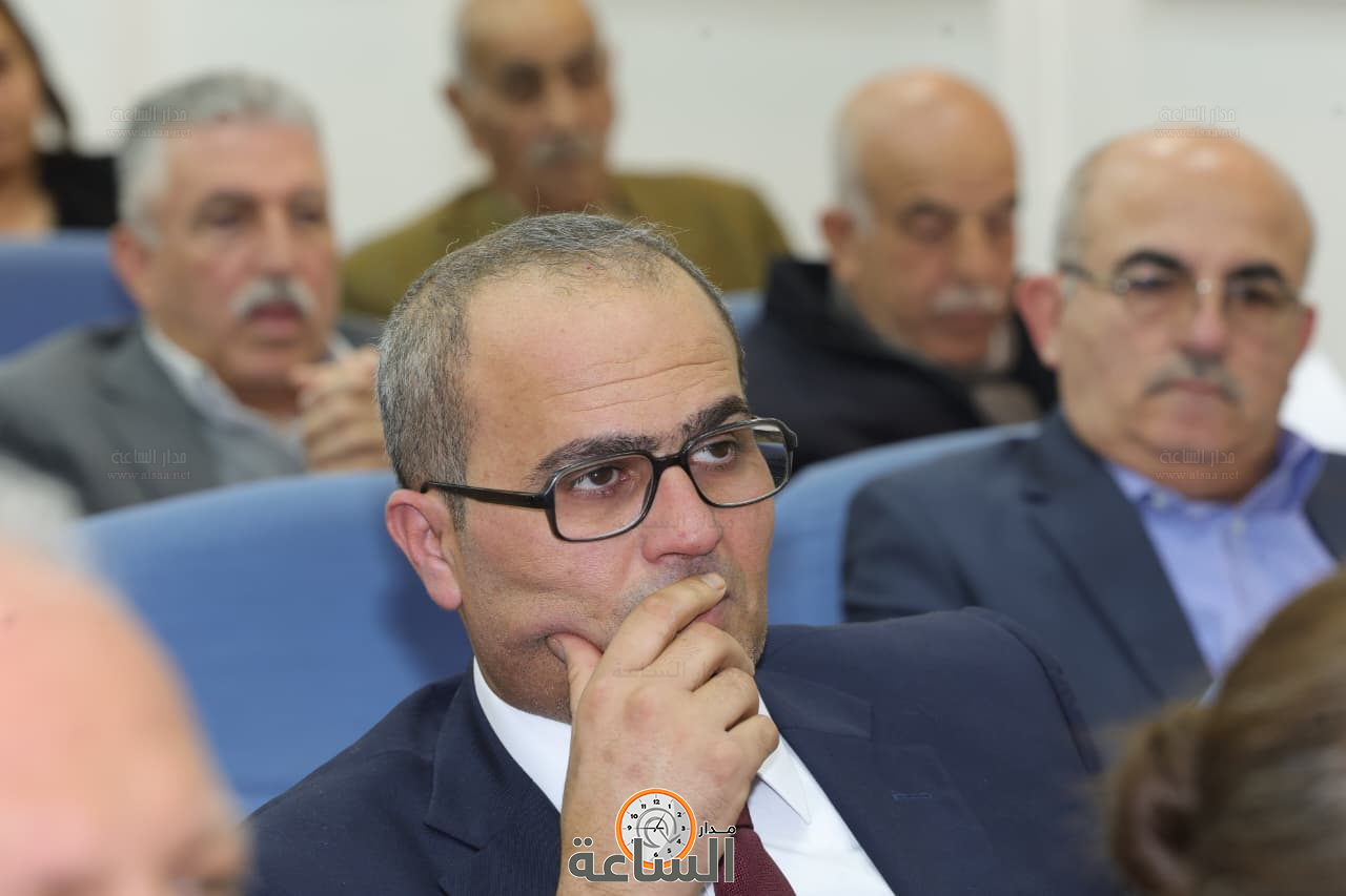 Madar Al-Saa Images 0.48977943728370077