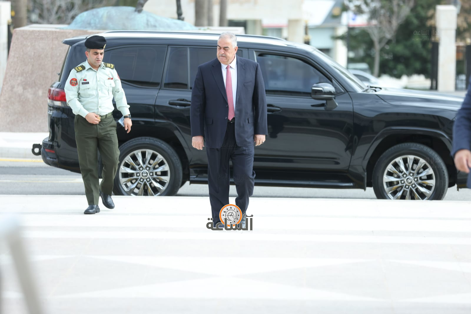 Madar Al-Saa Images 0.4558013125579682