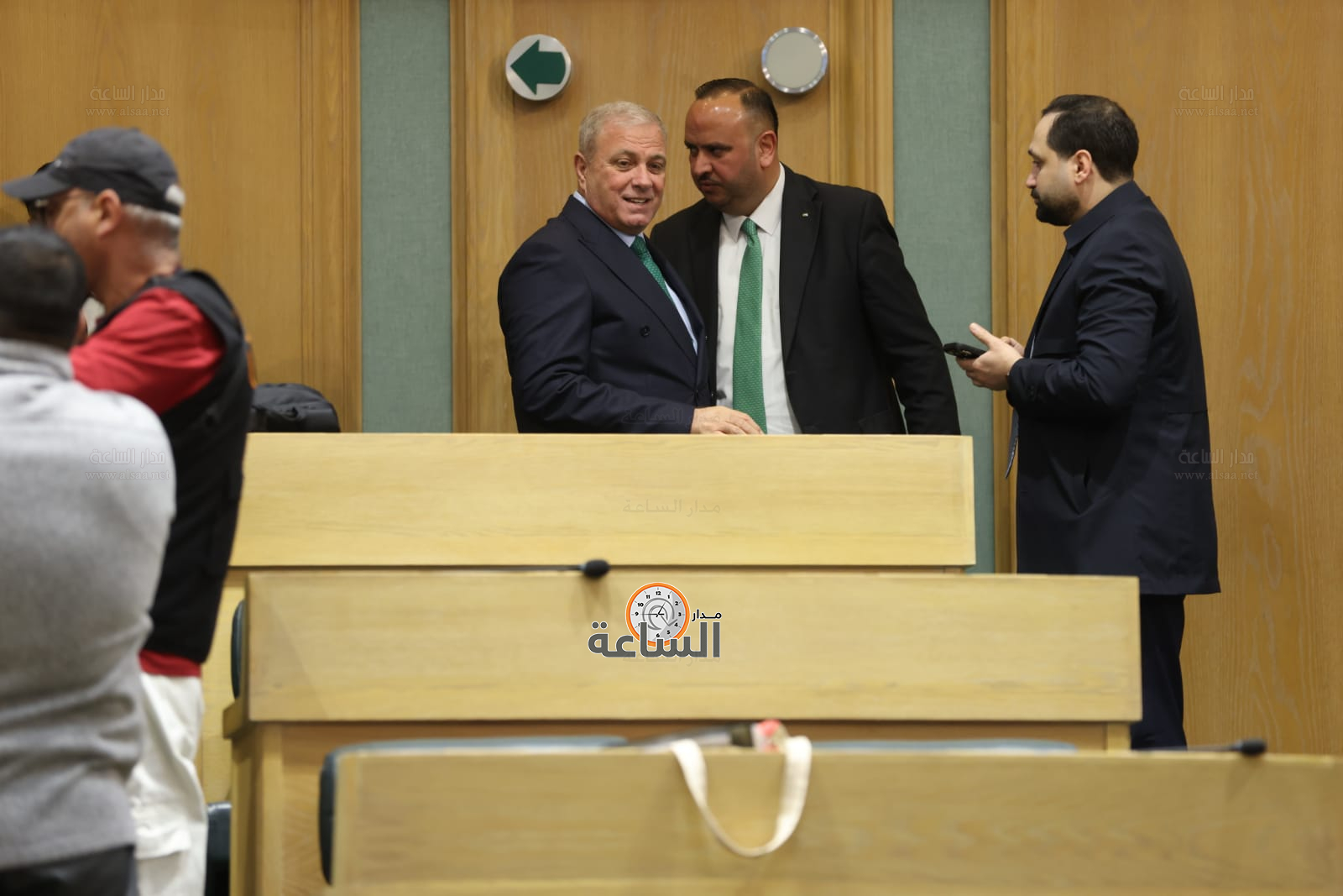 Madar Al-Saa Images 0.6429214766020522