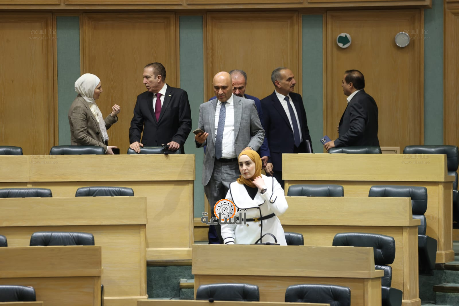 Madar Al-Saa Images 0.14489082978289225