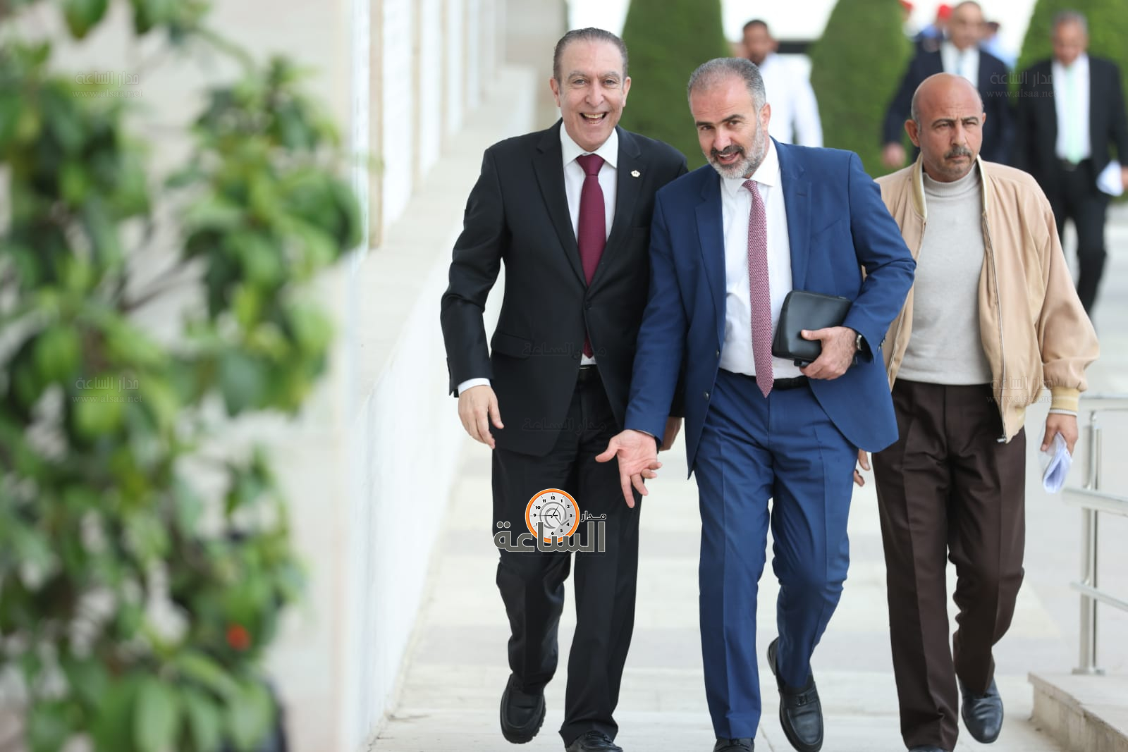 Madar Al-Saa Images 0.4988673538532633