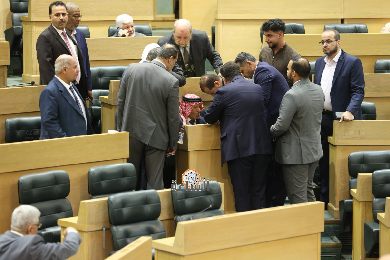 Madar Al-Saa Images 0.07475088180387812