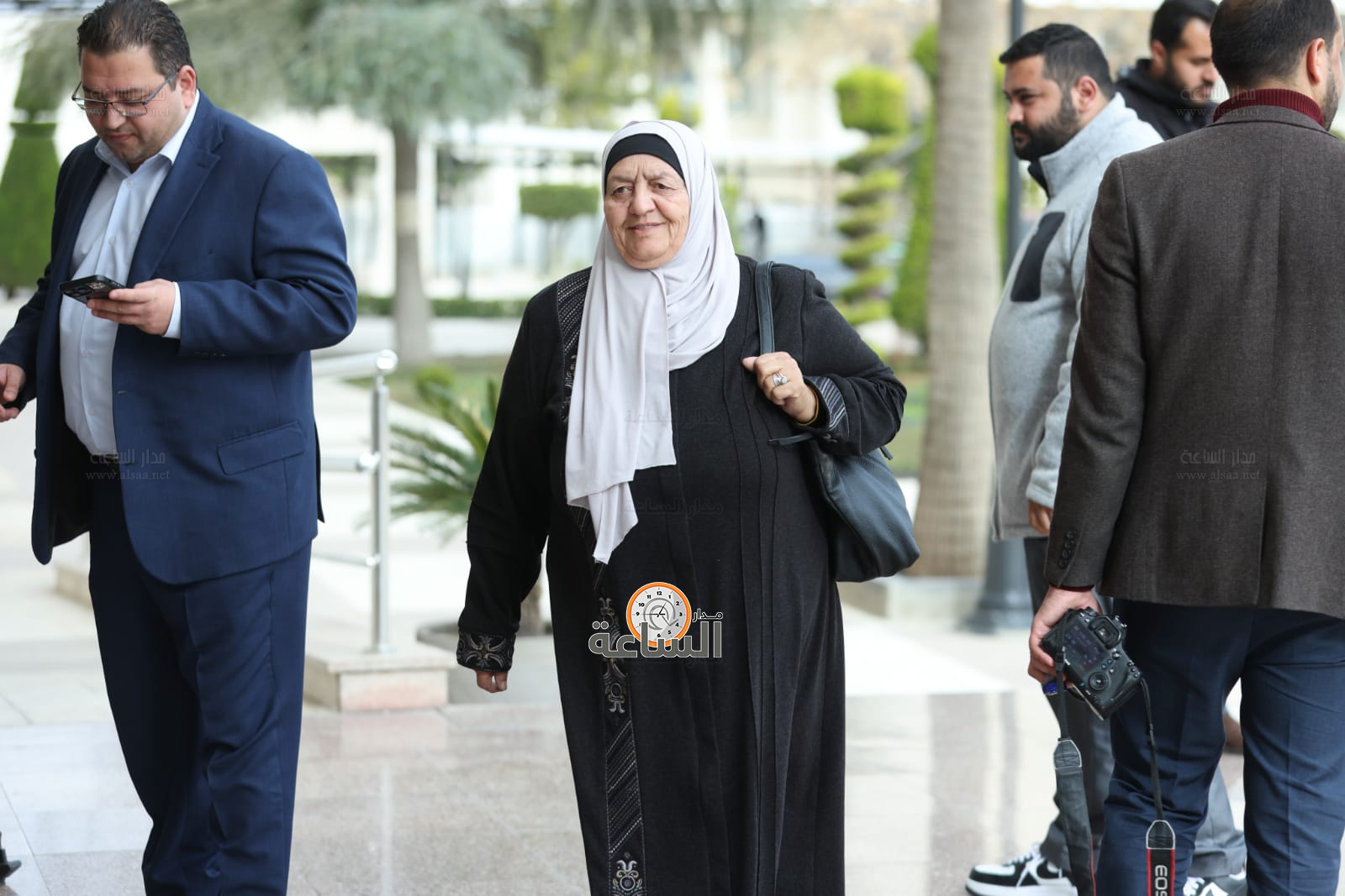 Madar Al-Saa Images 0.5759941123002227