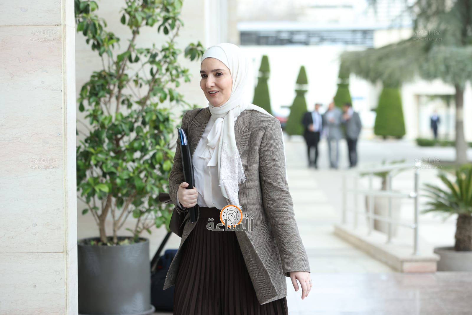 Madar Al-Saa Images 0.8950328363545262