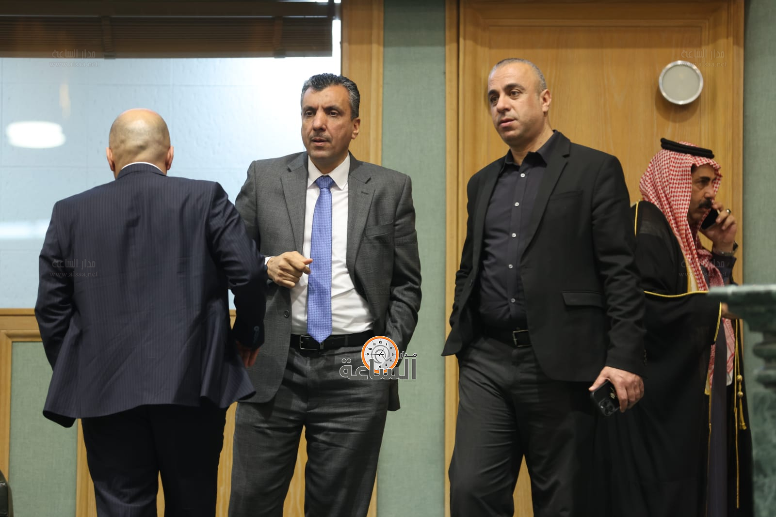 Madar Al-Saa Images 0.4484472304966215