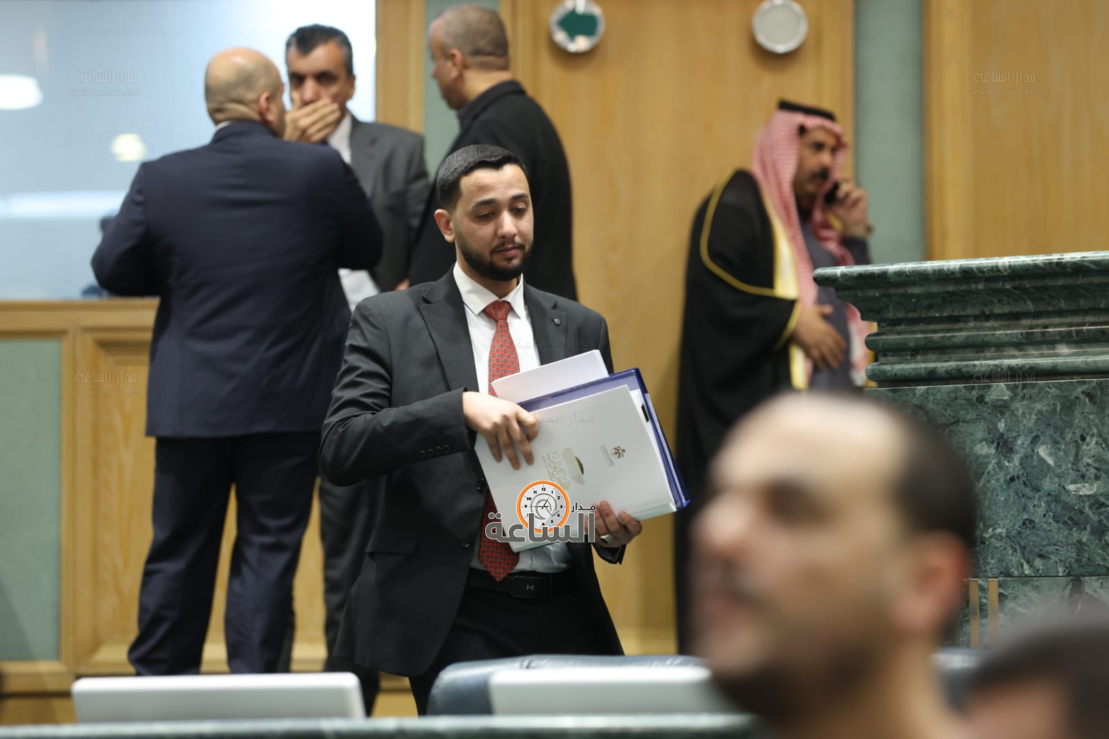 Madar Al-Saa Images 0.8602390810855784