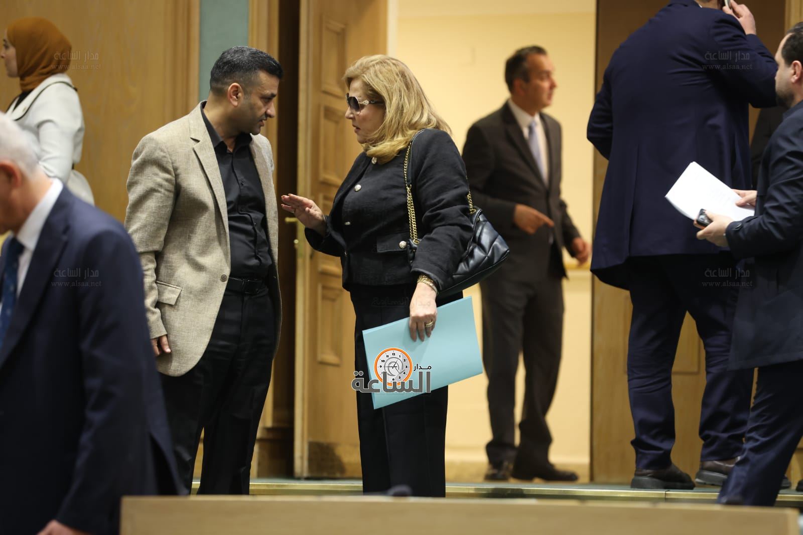 Madar Al-Saa Images 0.19597313220345347