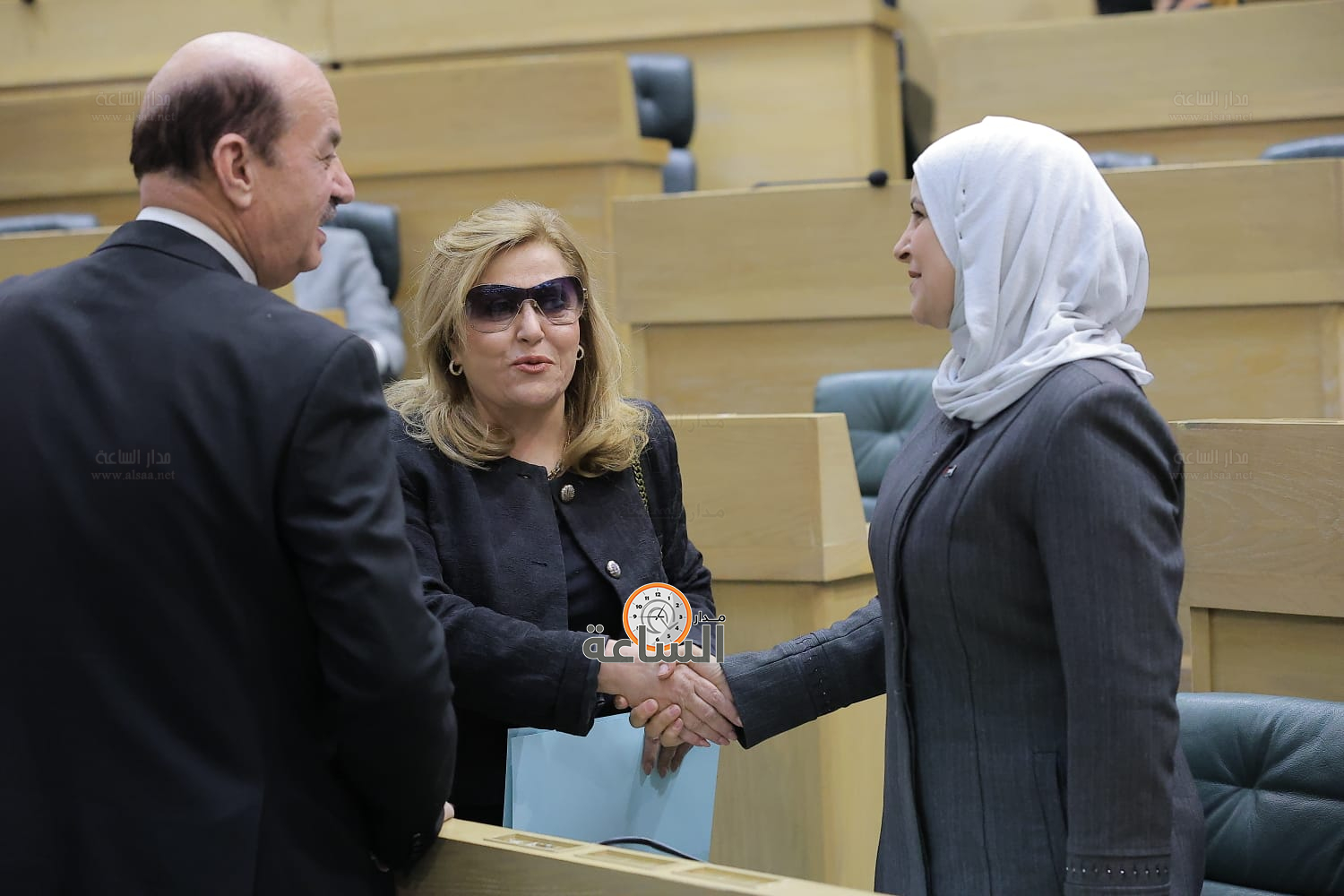 Madar Al-Saa Images 0.7574386386907791