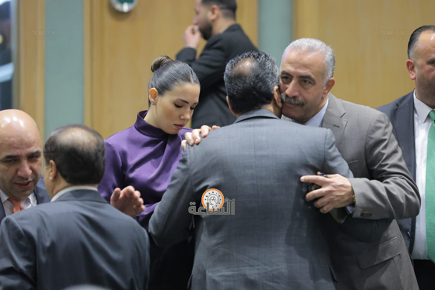 Madar Al-Saa Images 0.058362000592577234