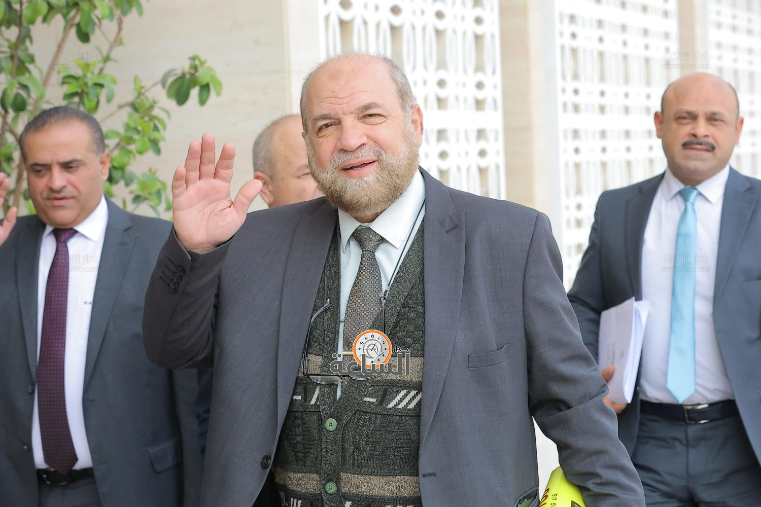 Madar Al-Saa Images 0.021491489055039836