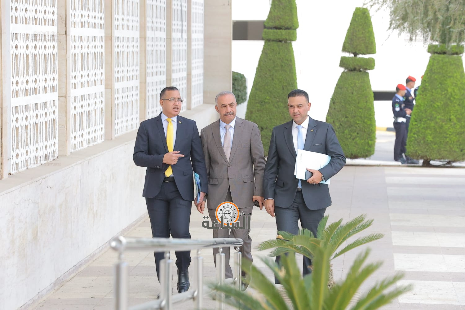 Madar Al-Saa Images 0.547311389644354