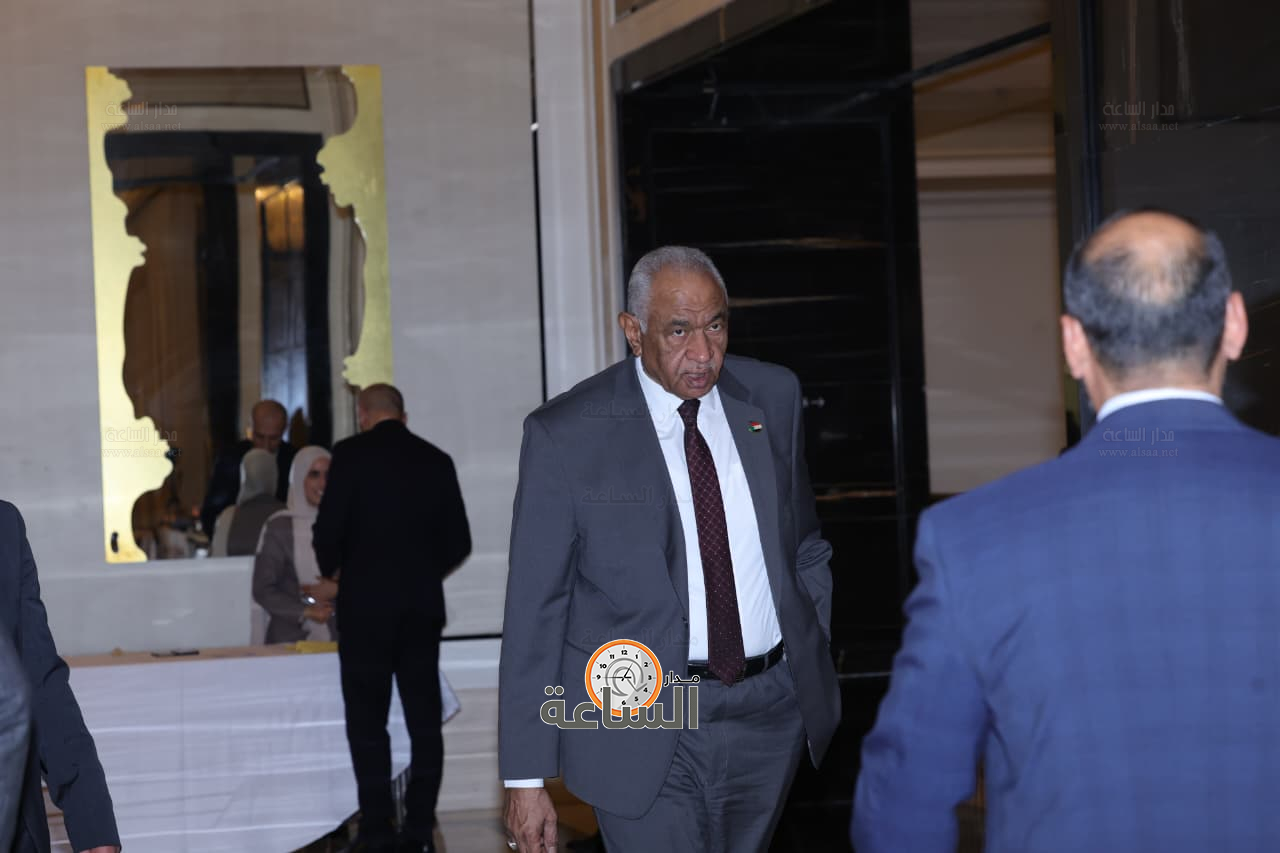 Madar Al-Saa Images 0.6496992385311979