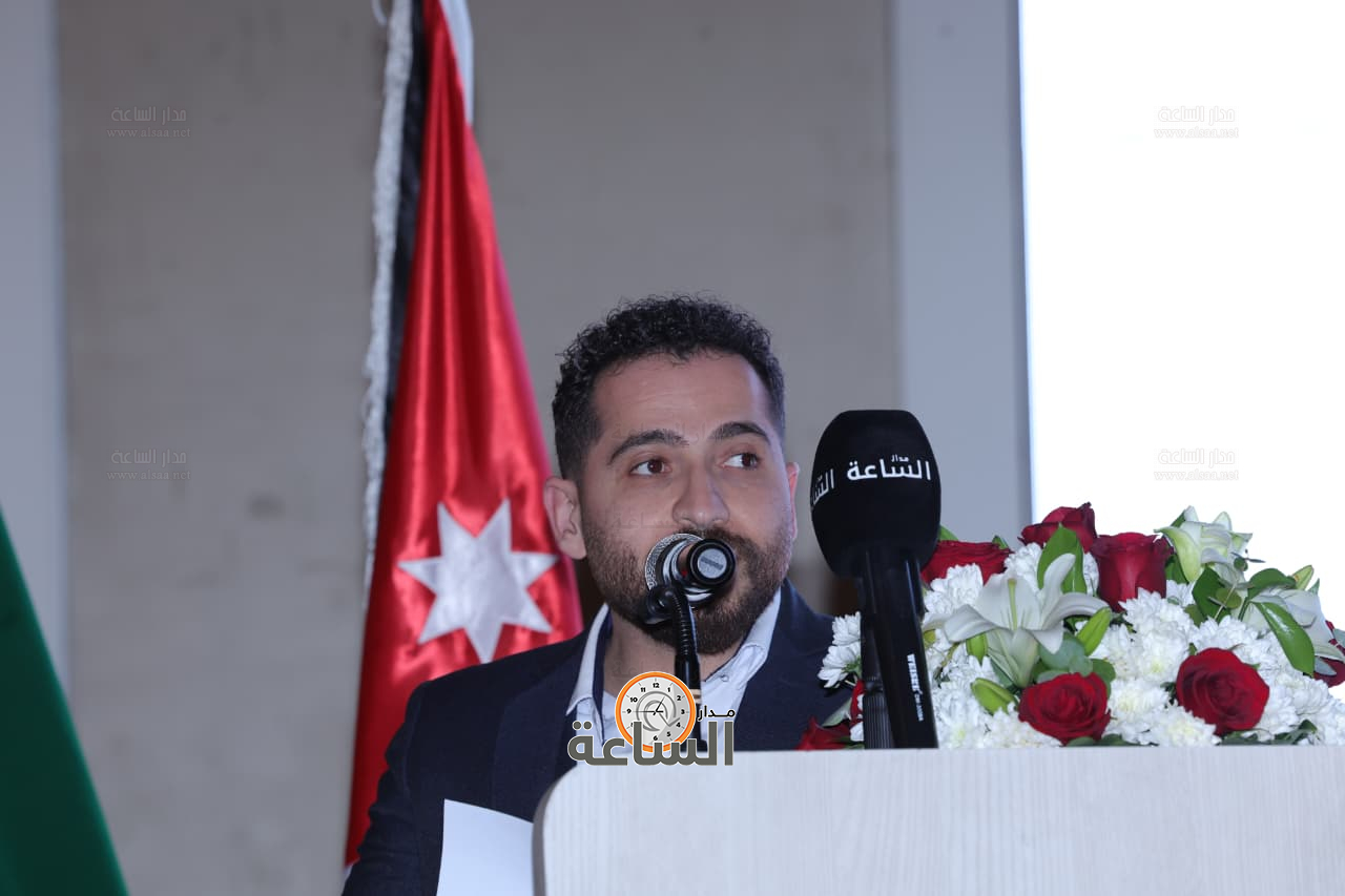 Madar Al-Saa Images 0.6952598867659977