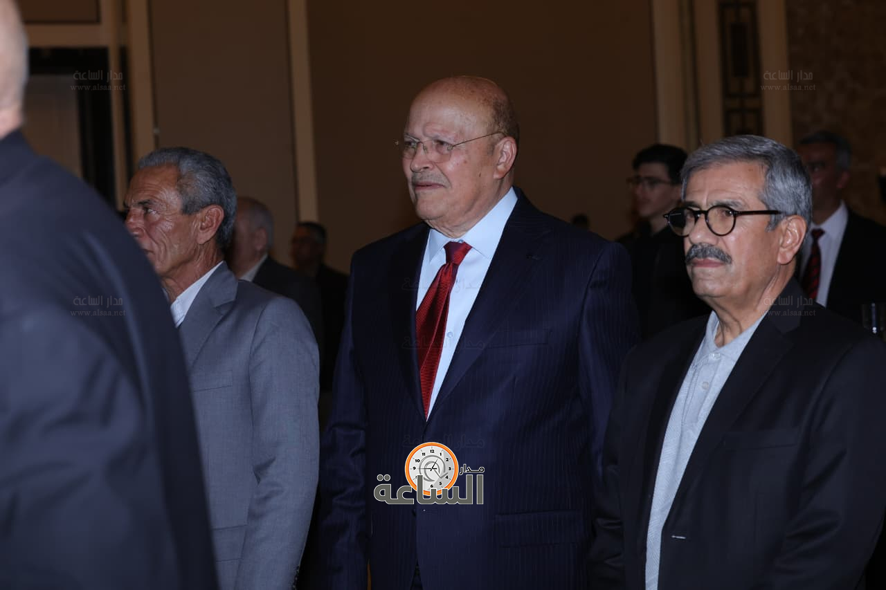 Madar Al-Saa Images 0.3877797269669472