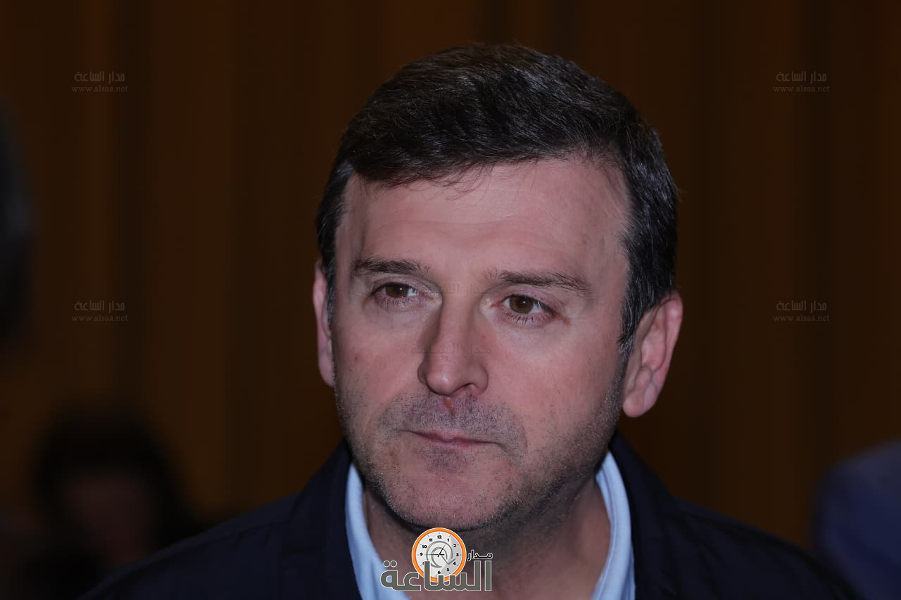 Madar Al-Saa Images 0.1945946516164384