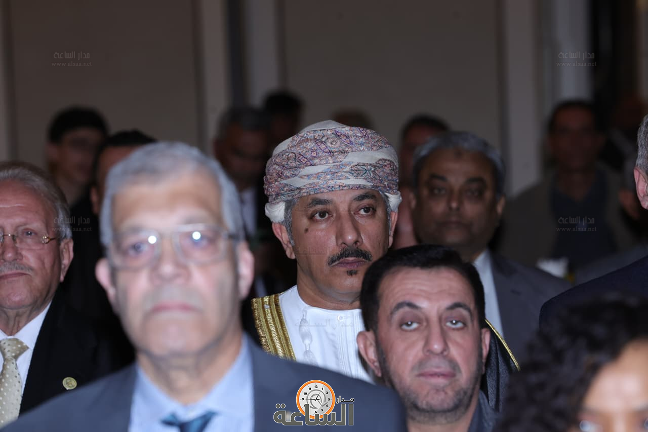 Madar Al-Saa Images 0.2323817571570378