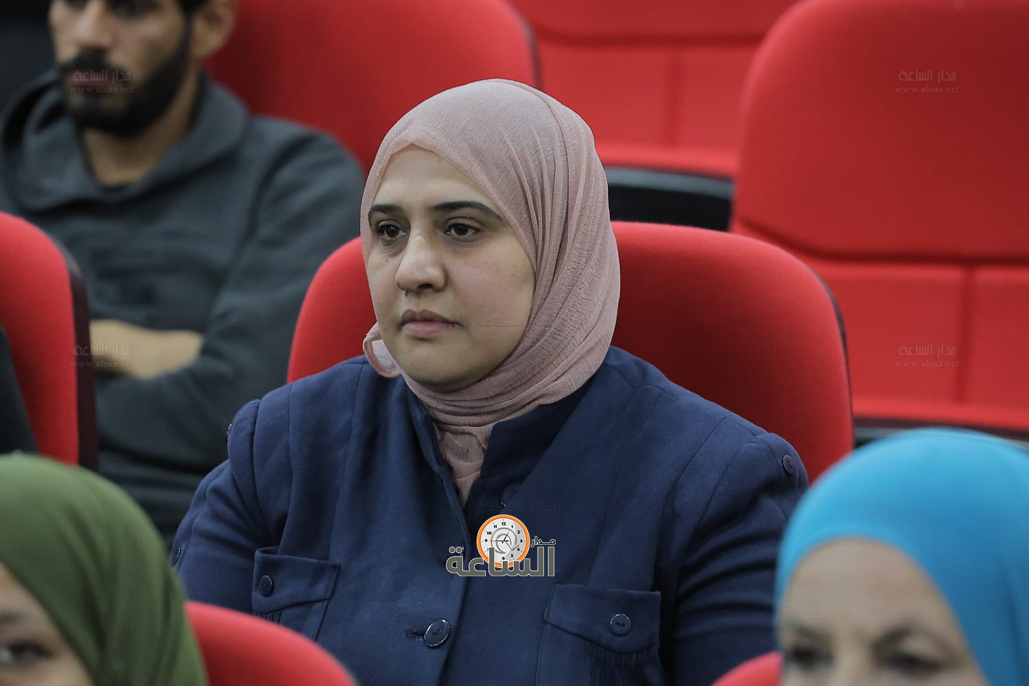 Madar Al-Saa Images 0.38153861085630414