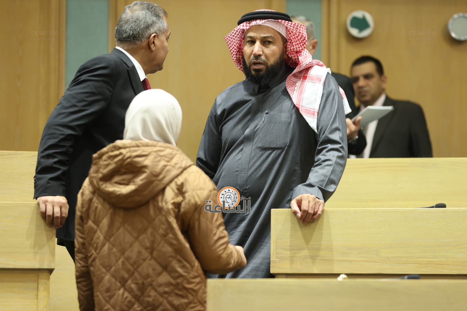 Madar Al-Saa Images 0.05482693126282201