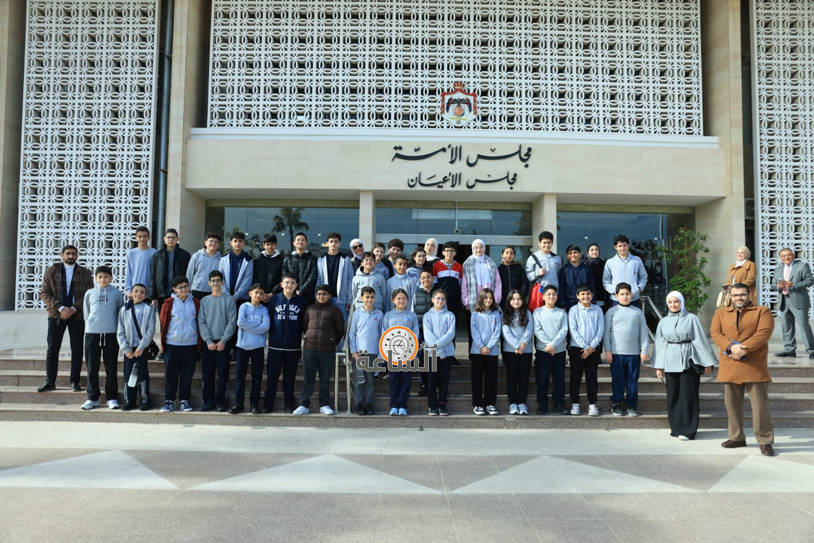 Madar Al-Saa Images 0.9769056417213174