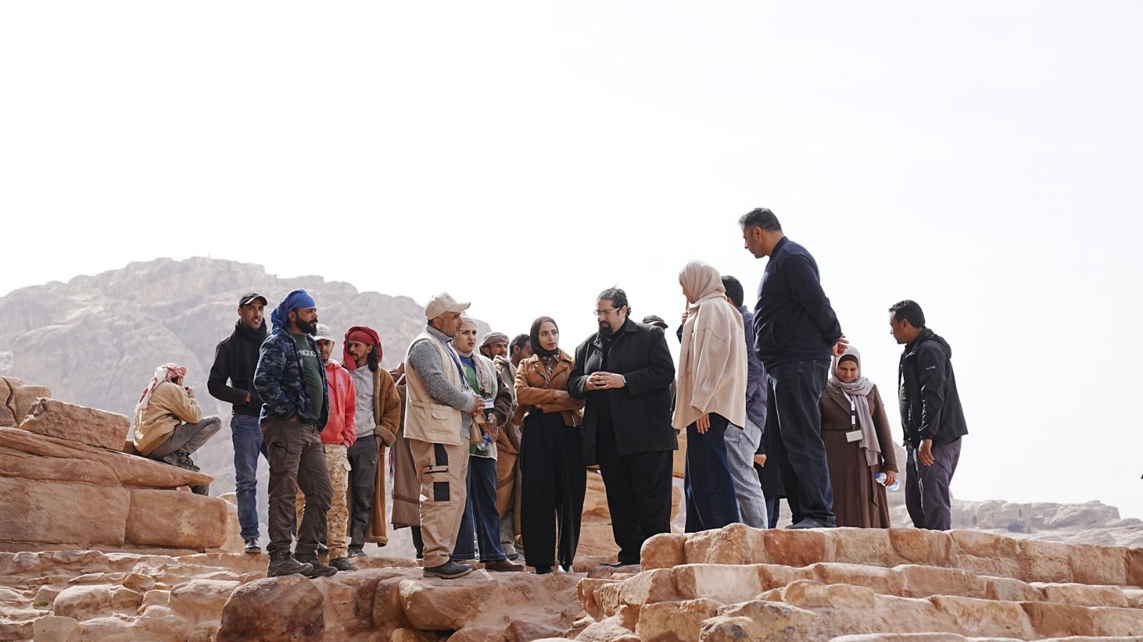 Madar Al-Saa Images 0.0002900306605282399