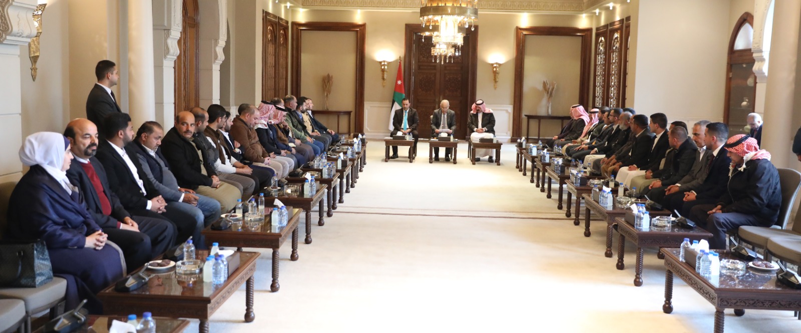 Madar Al-Saa Images 0.716109128369479