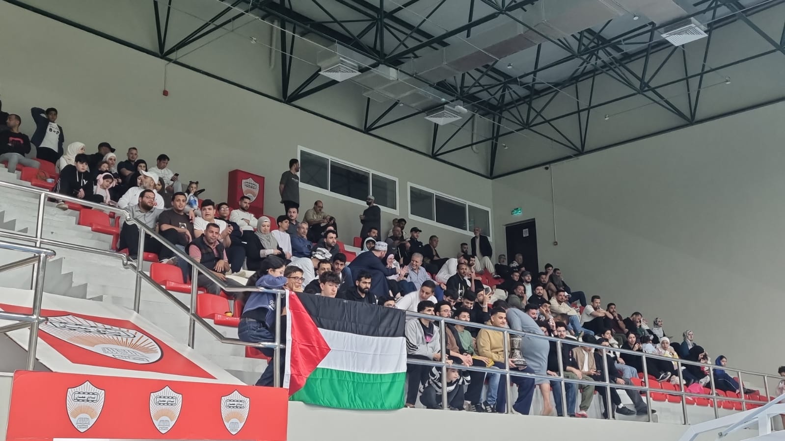 Madar Al-Saa Images 0.7614093178392233