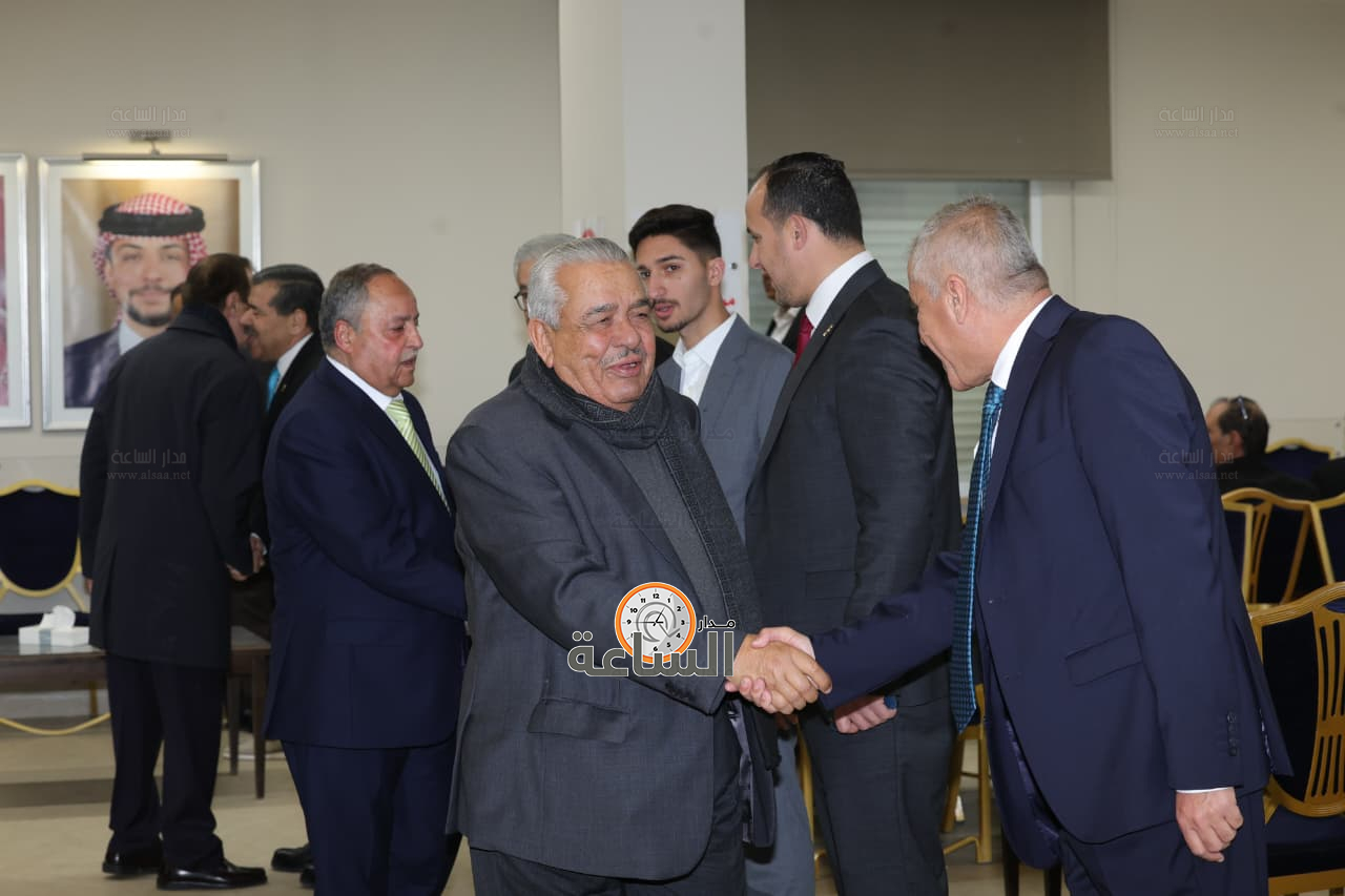 Madar Al-Saa Images 0.36153755893351314