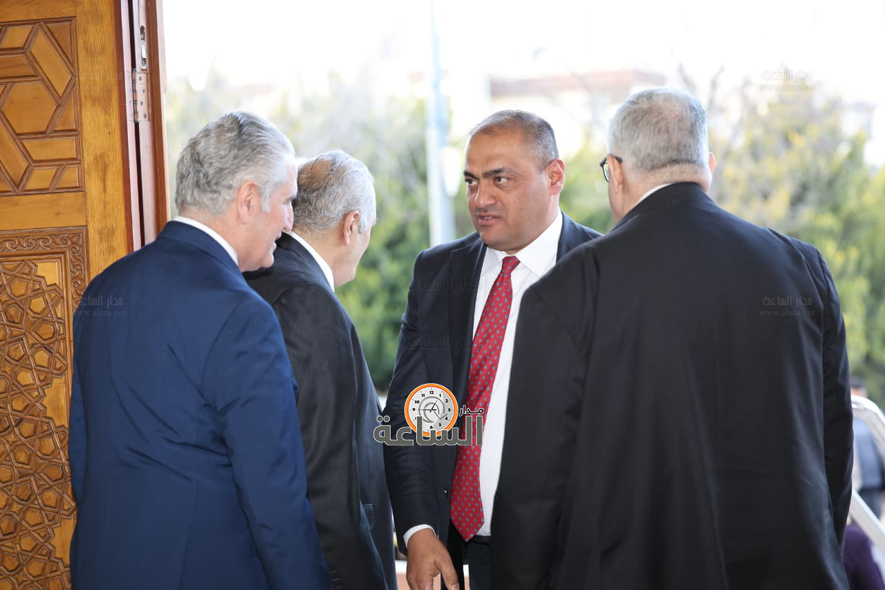 Madar Al-Saa Images 0.38274268648432397