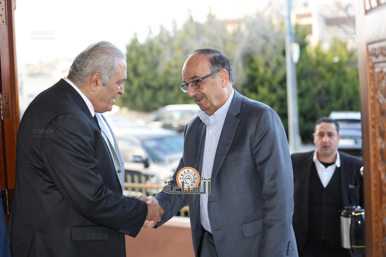 Madar Al-Saa Images 0.4787939383786679