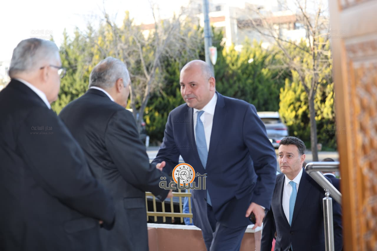 Madar Al-Saa Images 0.4096339832676512