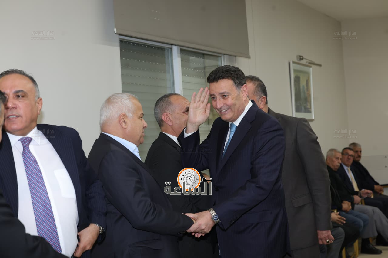 Madar Al-Saa Images 0.11759694746757887