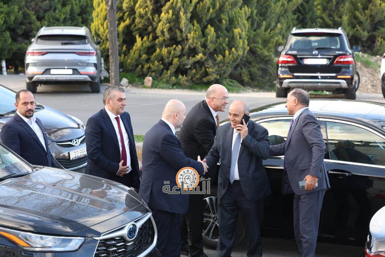 Madar Al-Saa Images 0.2630323750840061