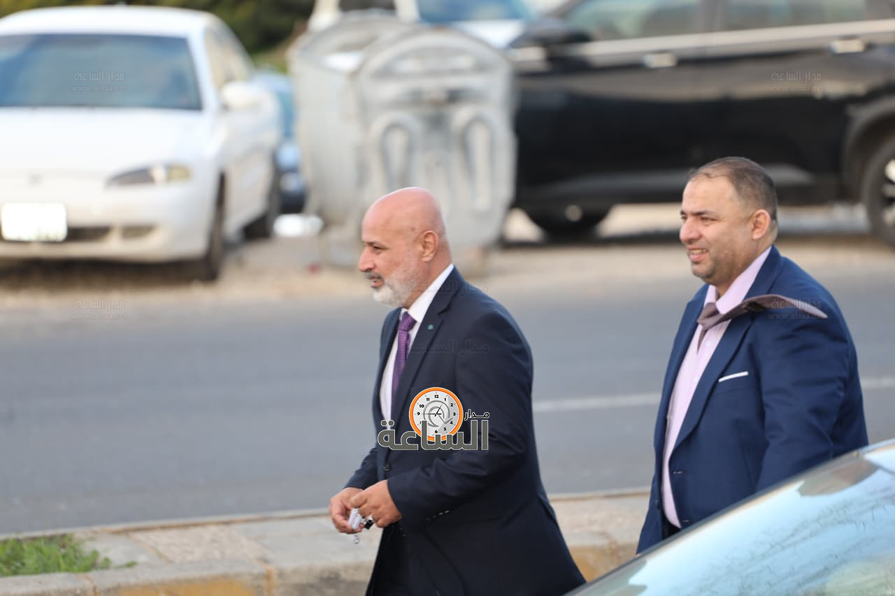 Madar Al-Saa Images 0.946095028544515