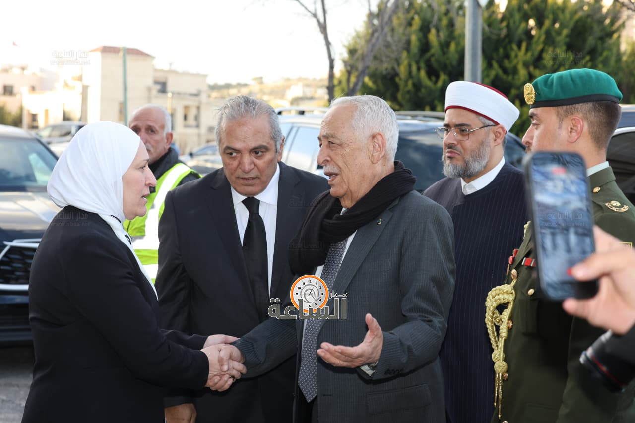 Madar Al-Saa Images 0.5215369193457449