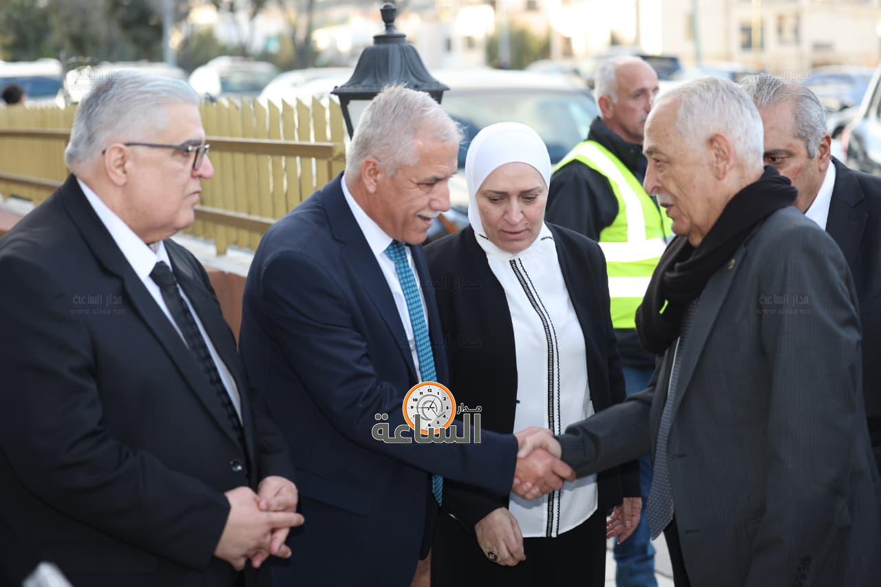 Madar Al-Saa Images 0.32607709405205465