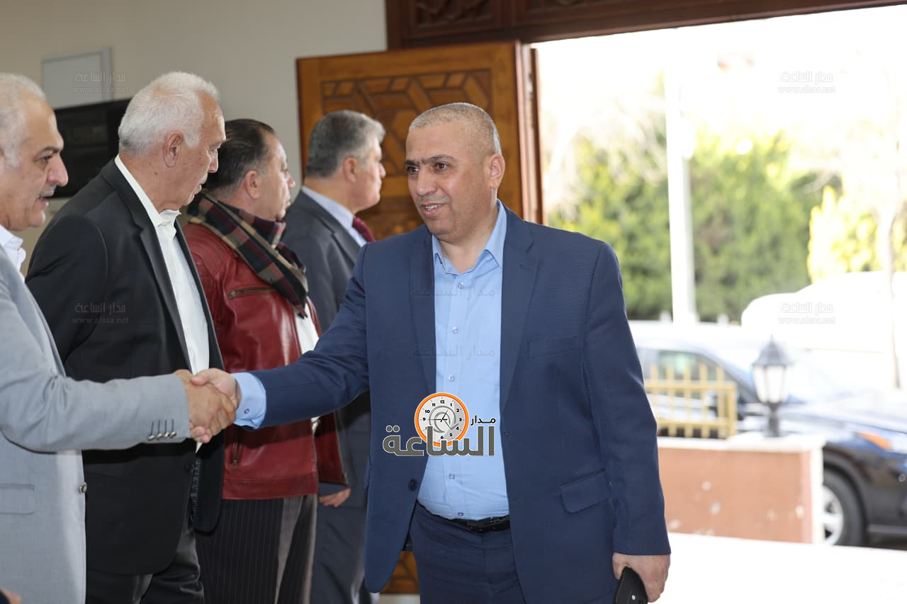 Madar Al-Saa Images 0.6741907624936883