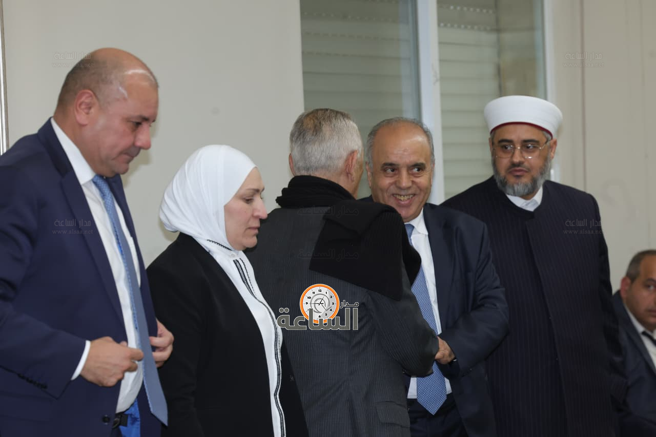 Madar Al-Saa Images 0.0701756420401961