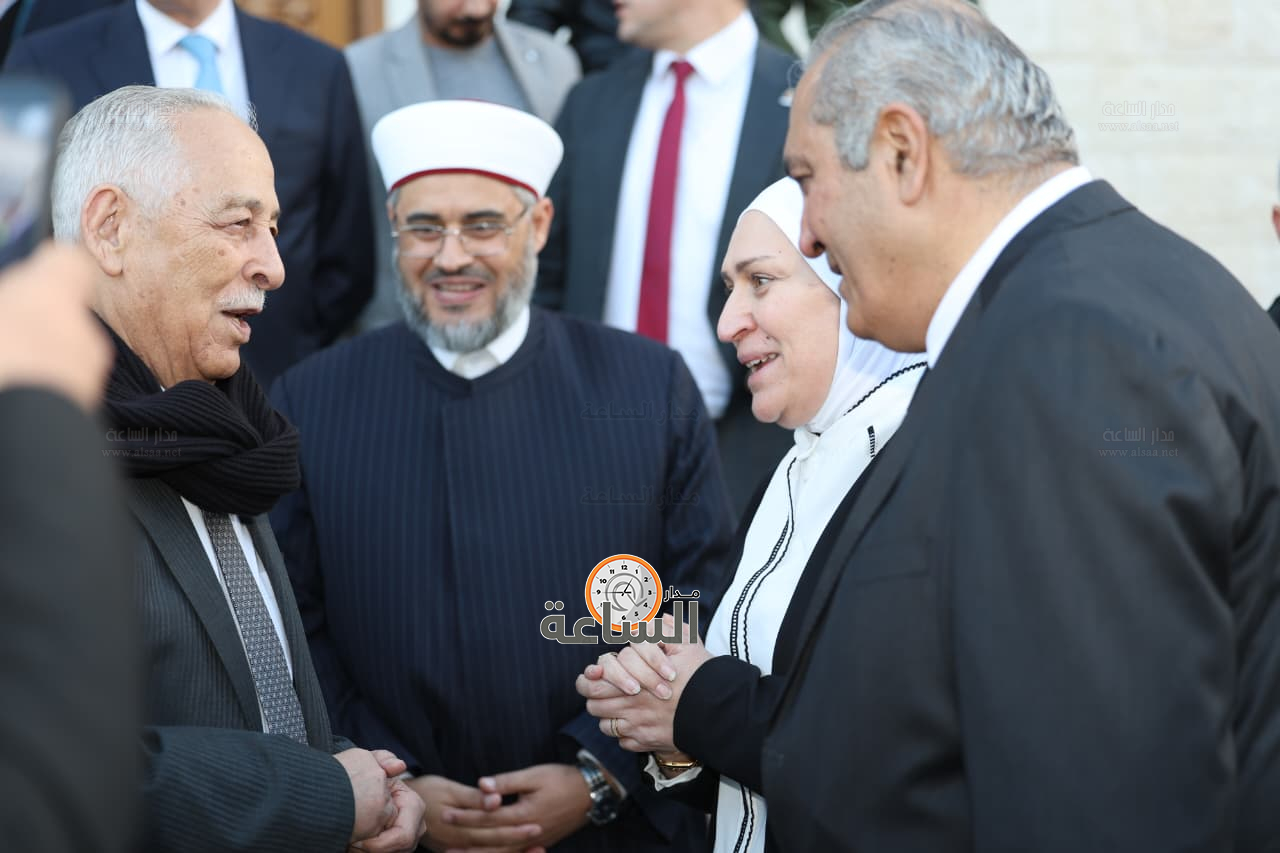 Madar Al-Saa Images 0.97893178960256