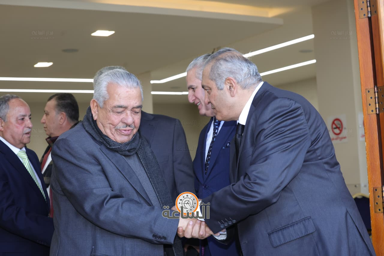 Madar Al-Saa Images 0.5610897061785075