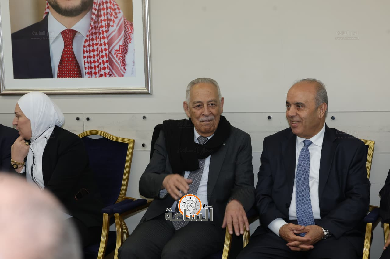 Madar Al-Saa Images 0.635470238597397