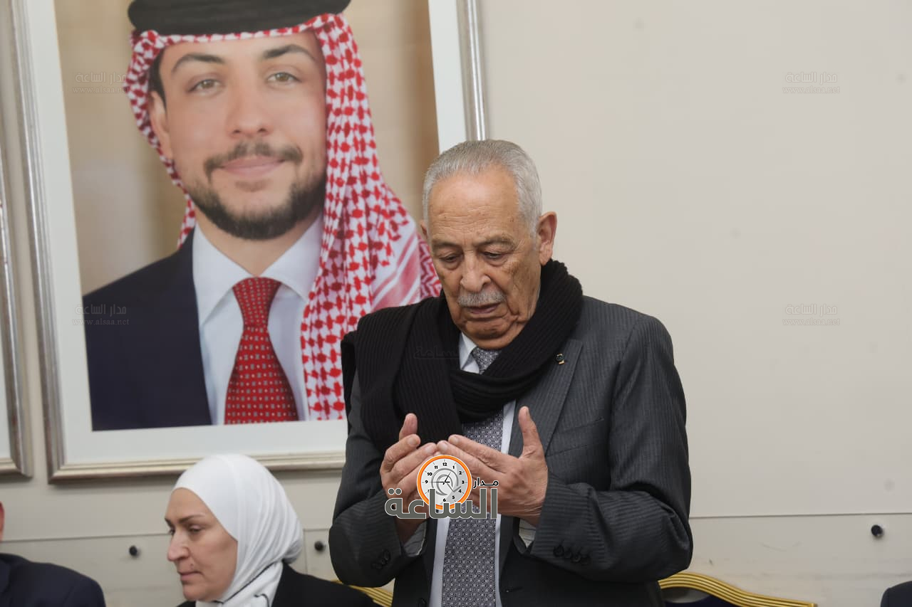 Madar Al-Saa Images 0.9674224314252463