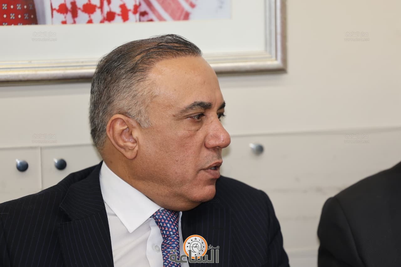 Madar Al-Saa Images 0.12874315844645612